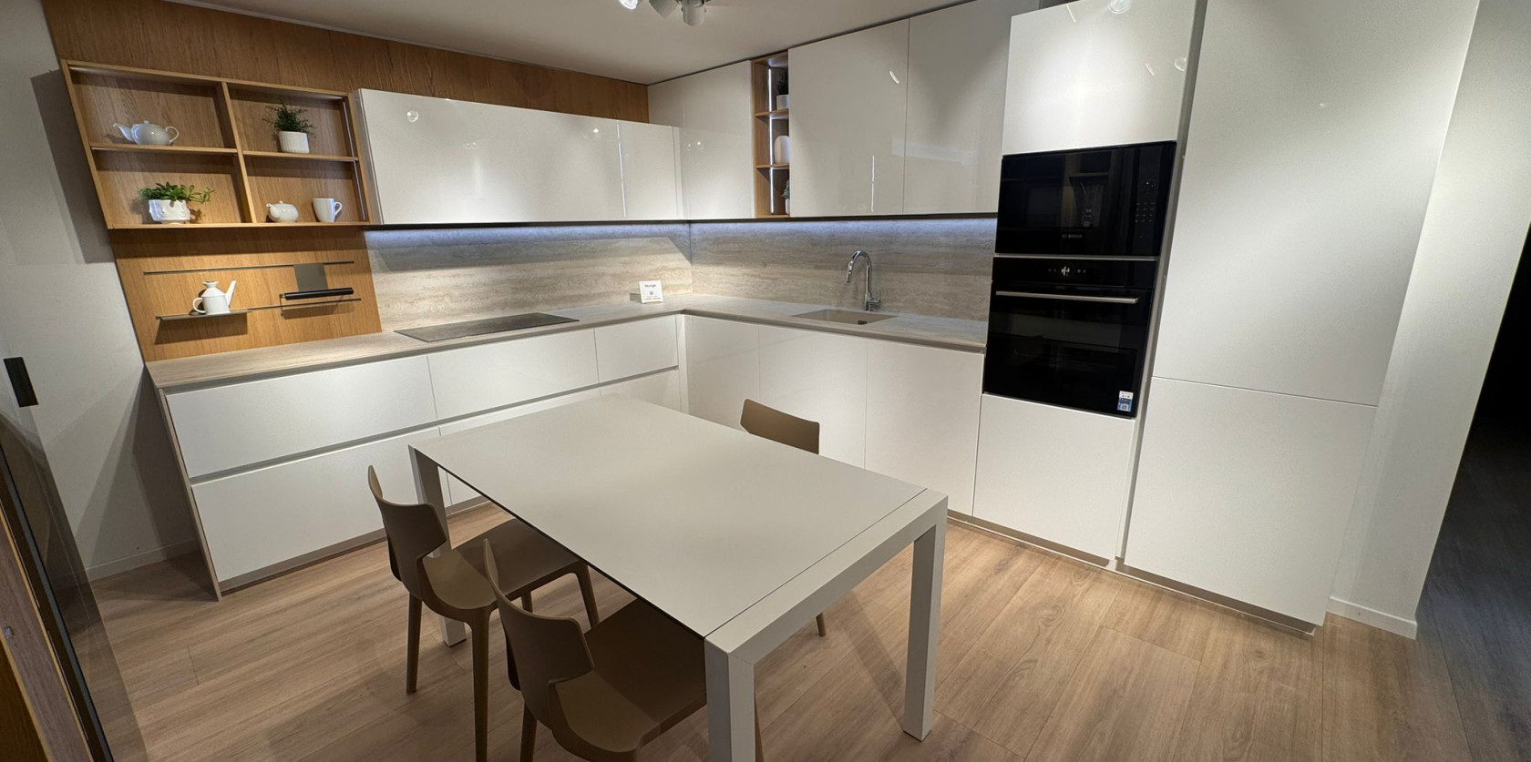 VENETA CUCINE - LOUNGE LACCATO