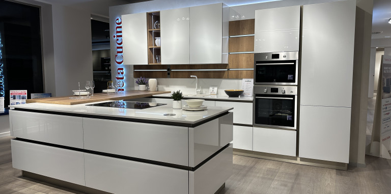 Veneta Cucine - Modello Ri-Flex