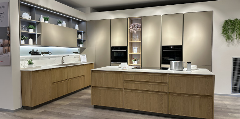 Veneta Cucine - Modello Sakura