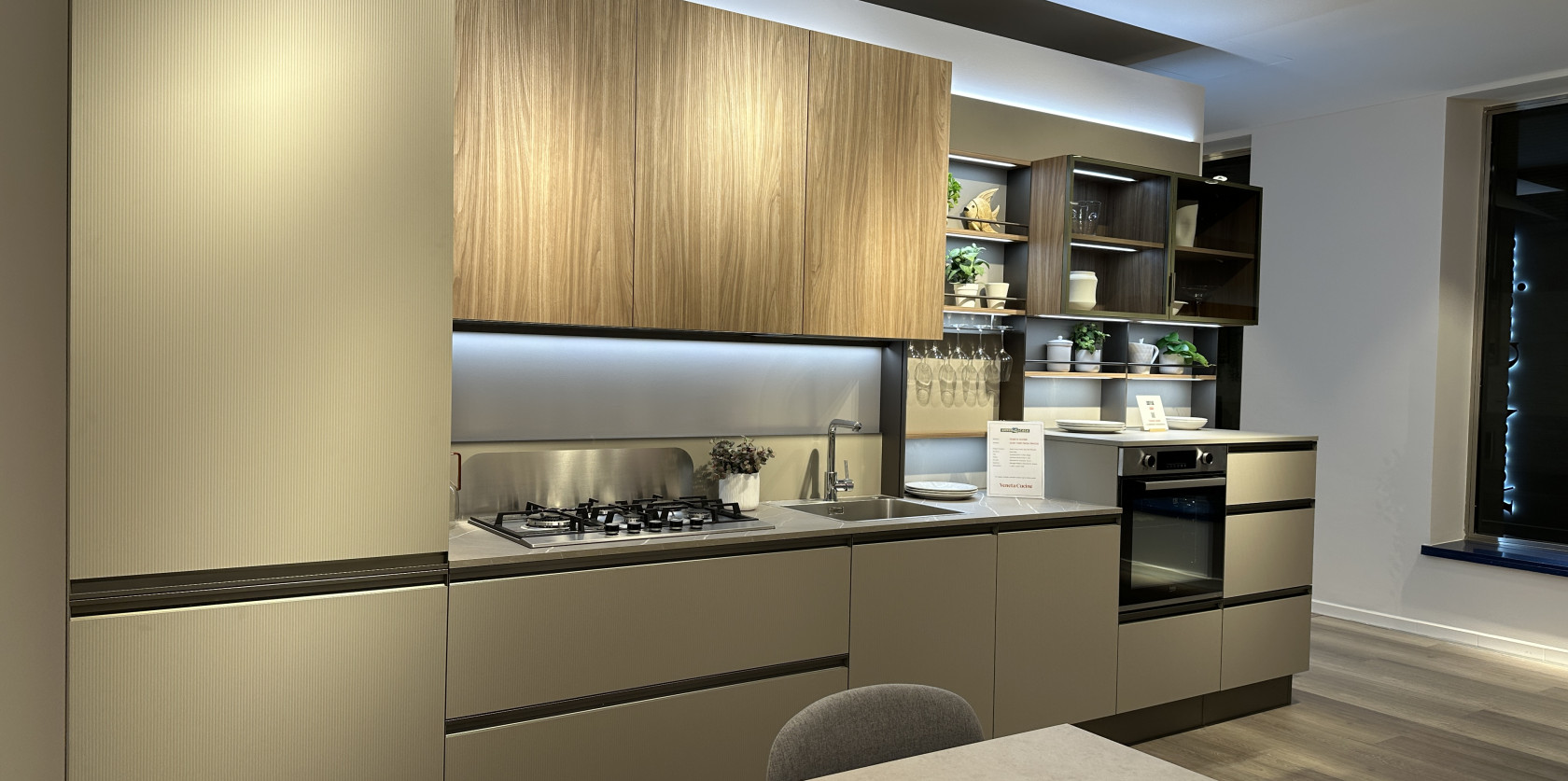 Veneta Cucine - Modello Start Time Presa