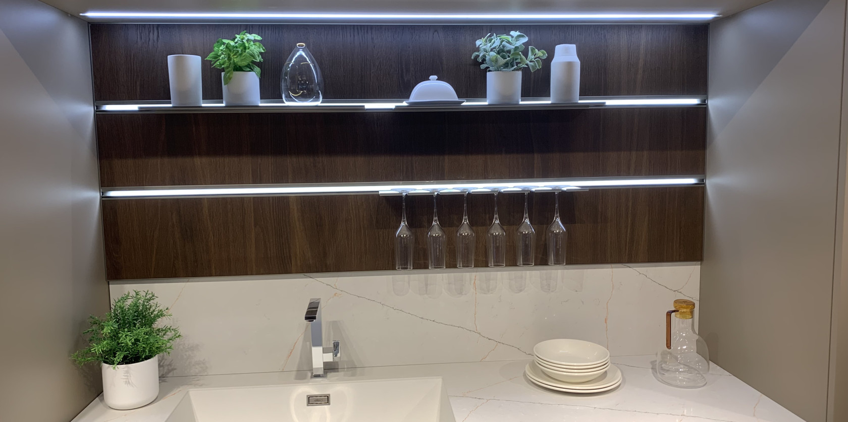 Veneta Cucine - Modello Lounge - Oyster Pro