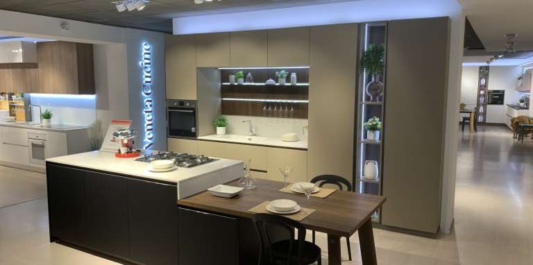 Veneta Cucine - Modello Lounge - Oyster Pro