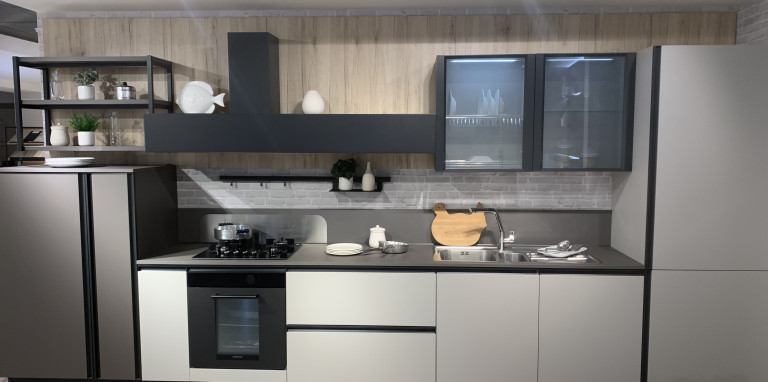 Veneta Cucine - Modello Start Time Presa