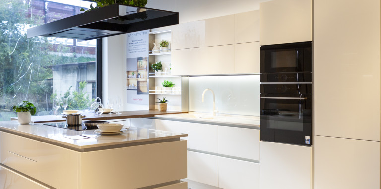 Oyster Bianco Puro Lucido