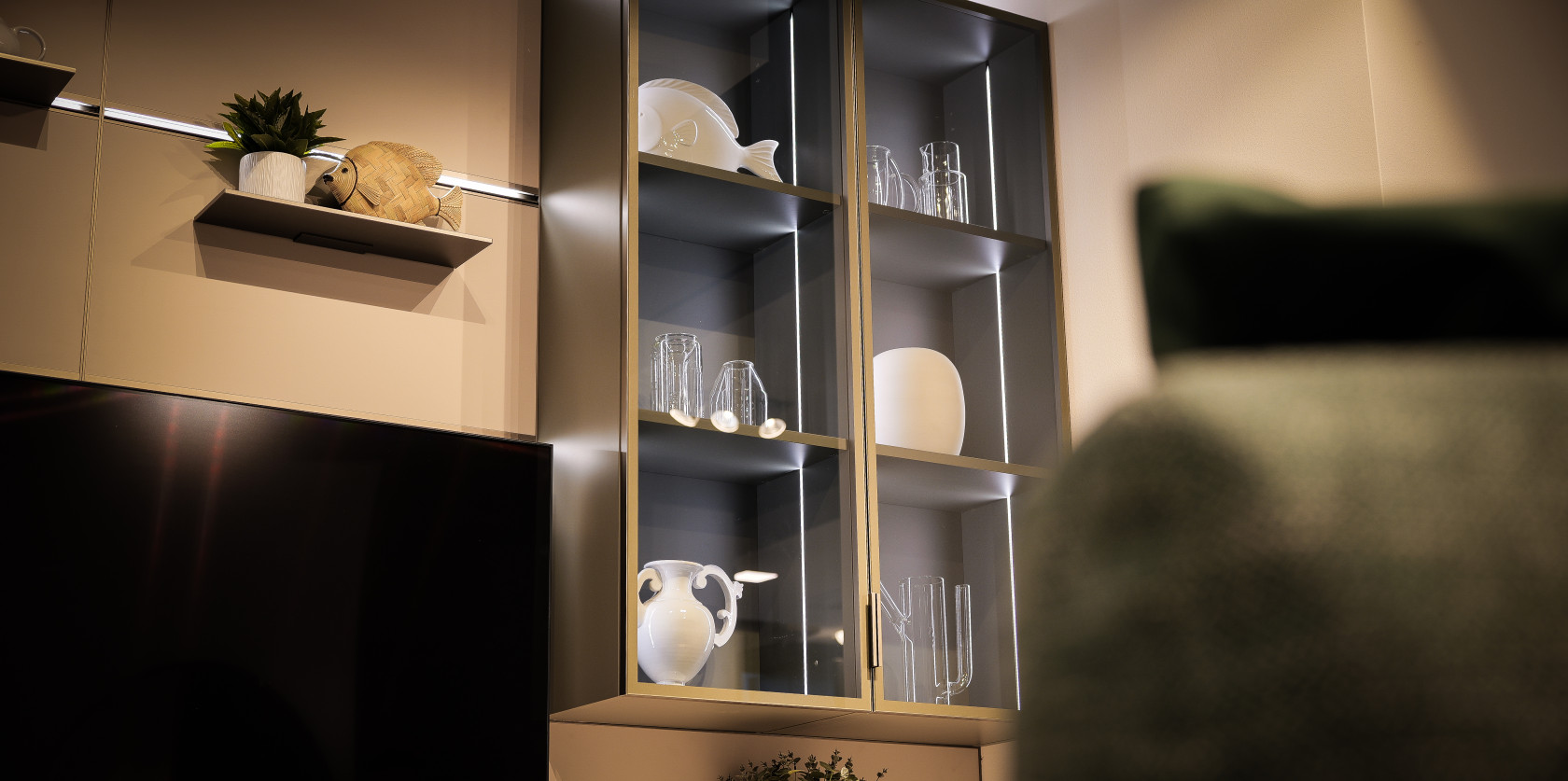 Veneta Cucine - modello Convivio e modello Iconica