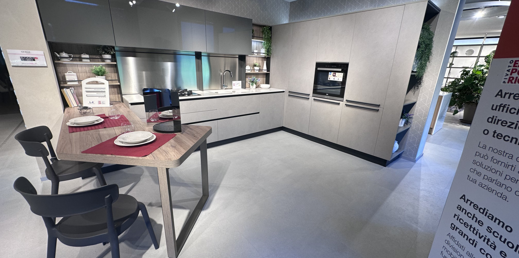 Veneta Cucine - modello Start Time J 2