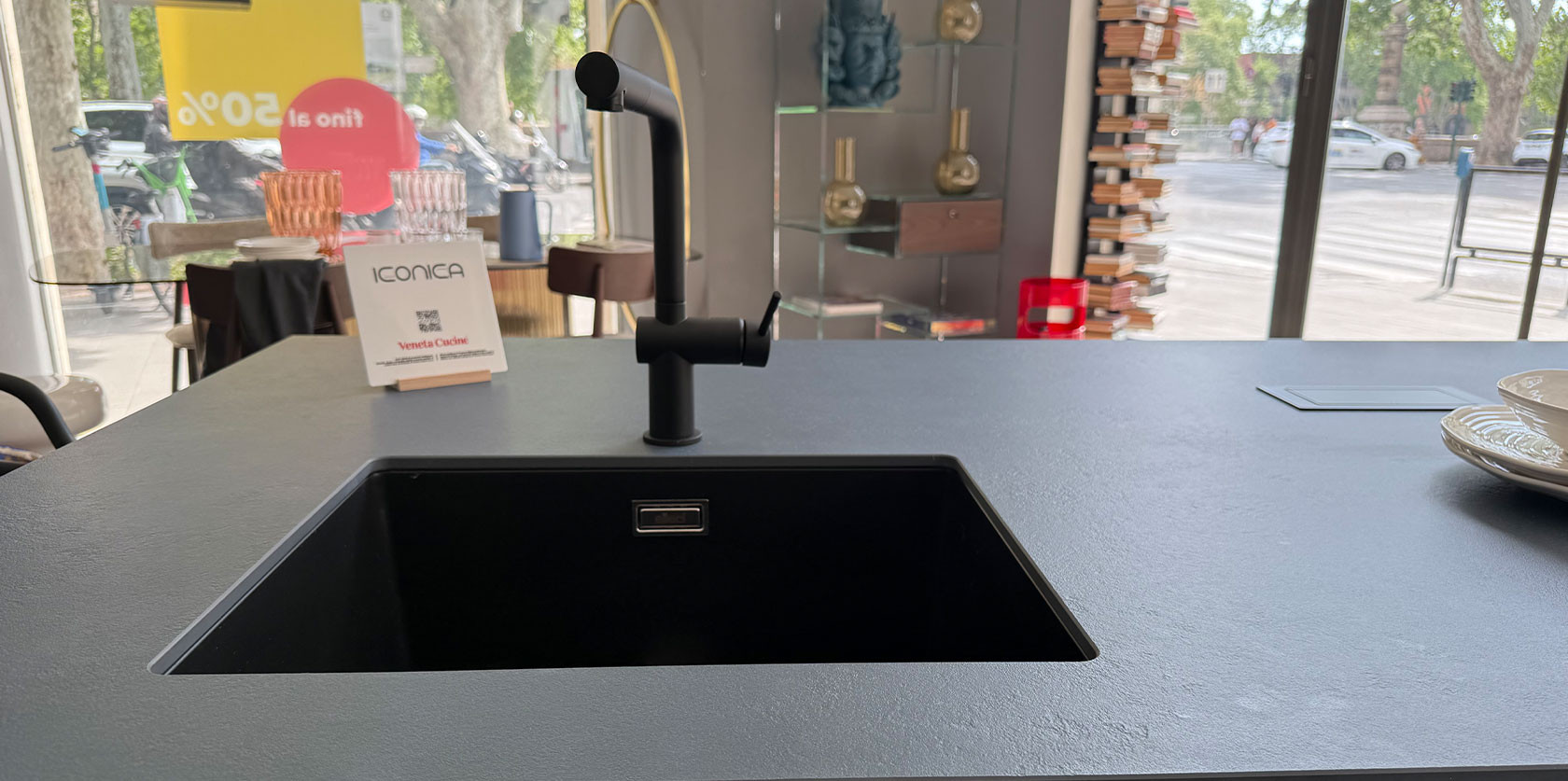 Cucina con isola Iconica