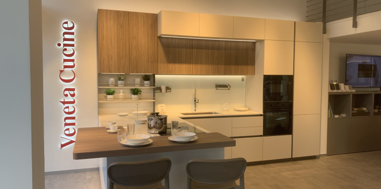 Veneta Cucine - modello Lounge