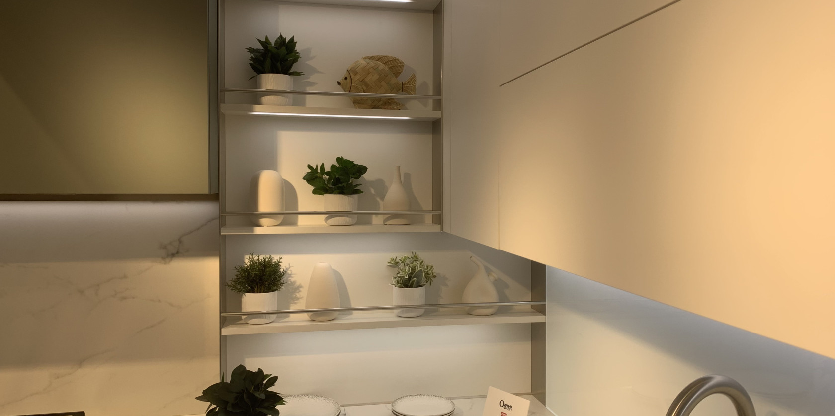 Veneta Cucine - modello Oyster Pro