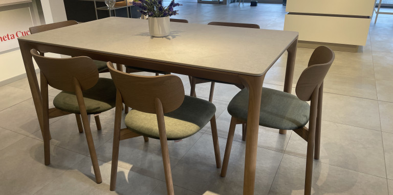 Veneta Cucine - TAVOLO E SEDIE