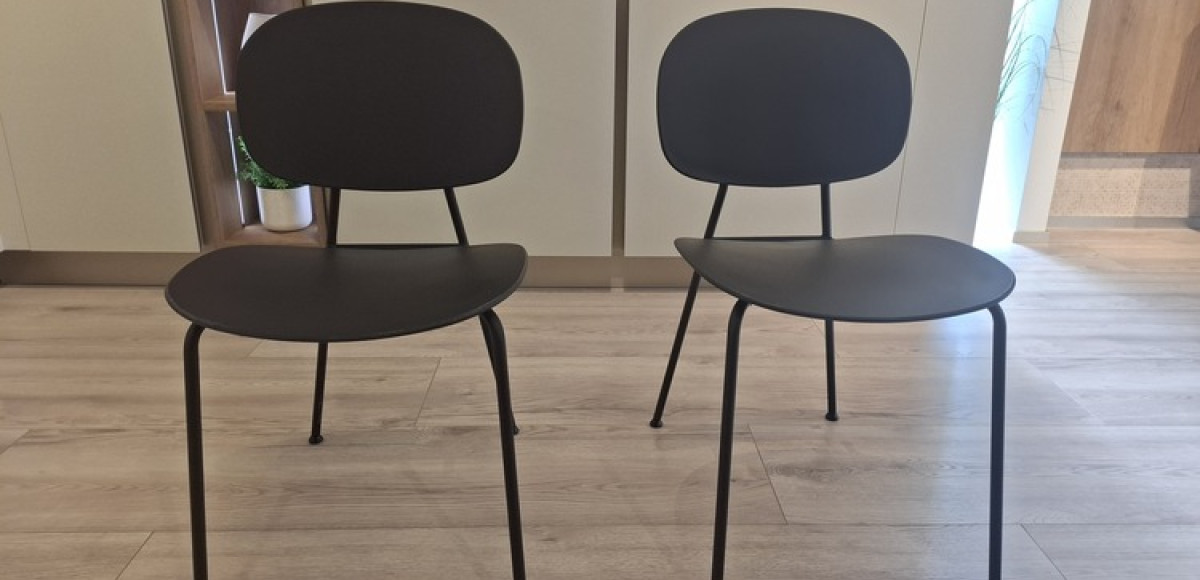 5 sedie modello Tondina