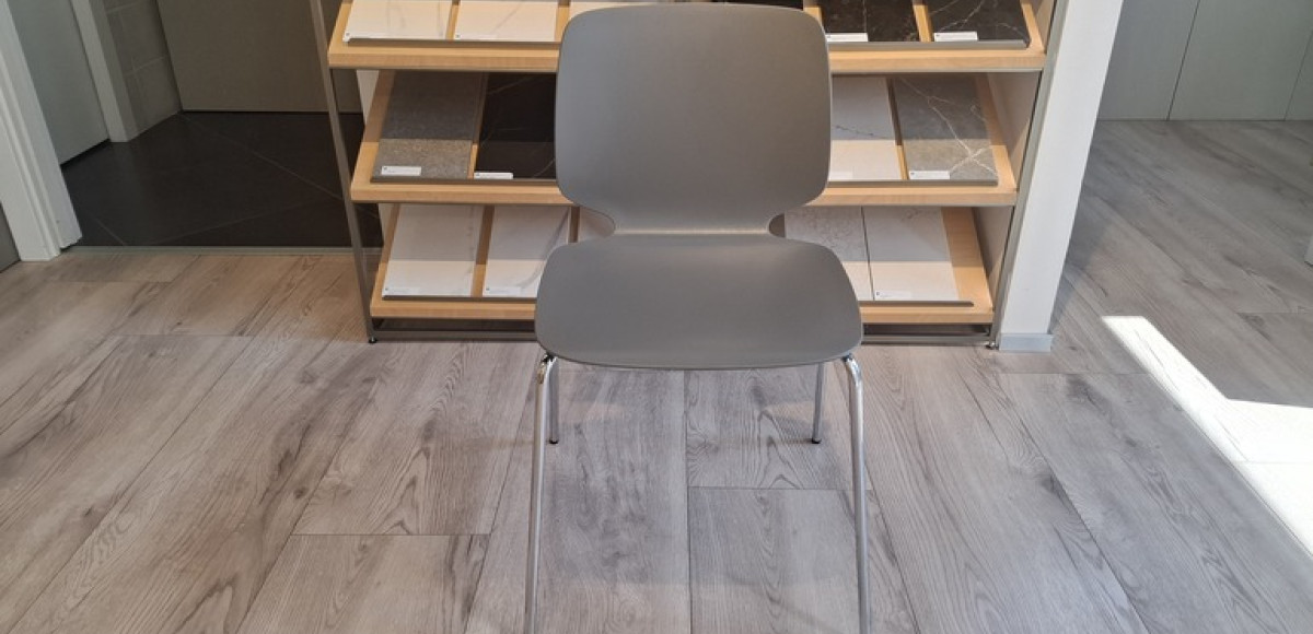 5 sedie modello Babila