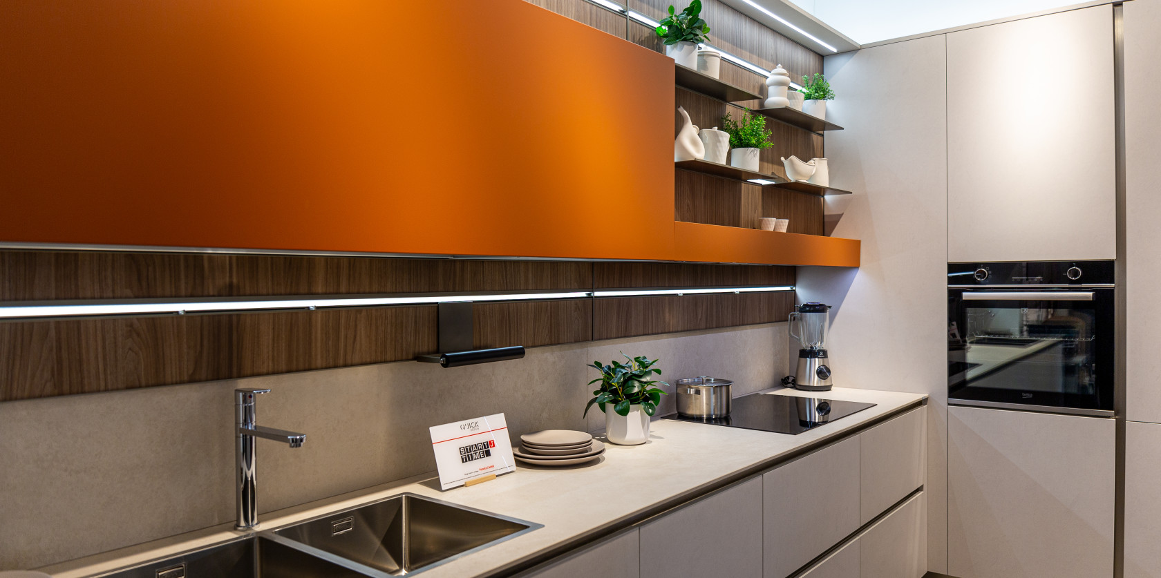 VENETA CUCINE - START TIME J