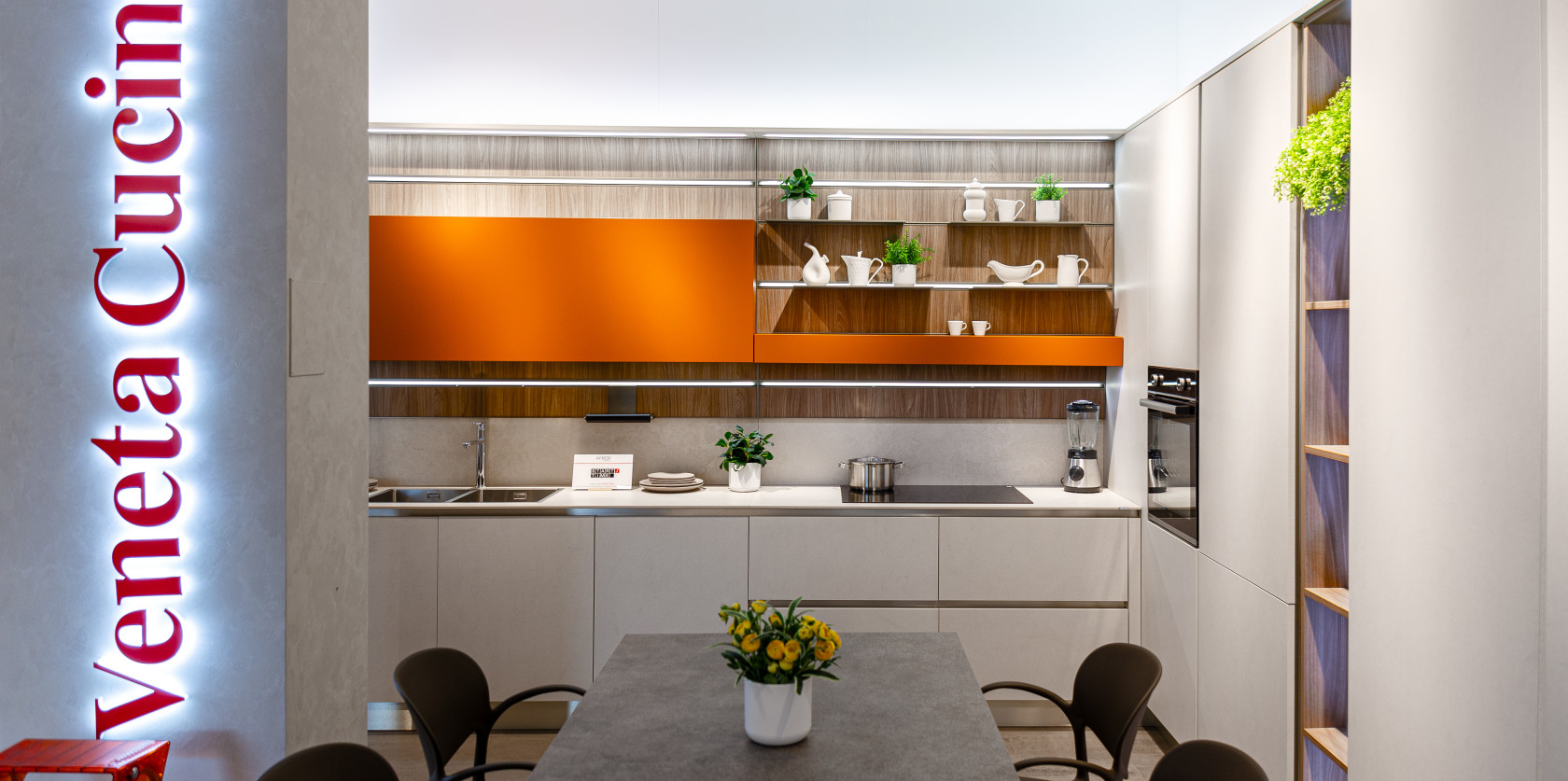 VENETA CUCINE - START TIME J