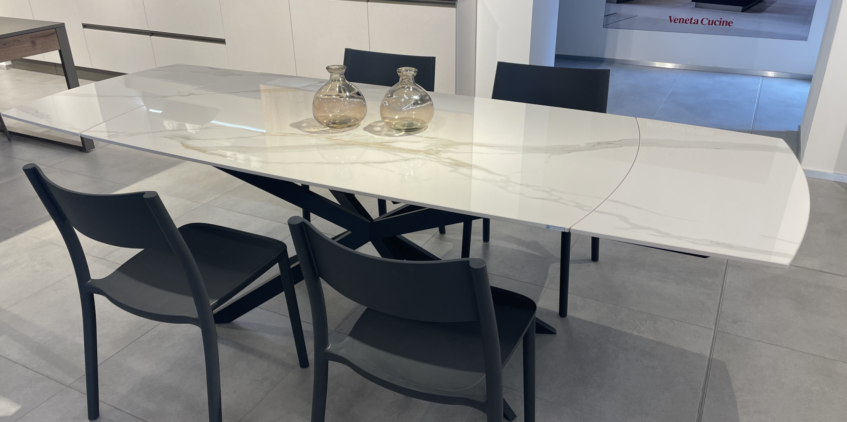 Veneta Cucine - TAVOLO E SEDIE