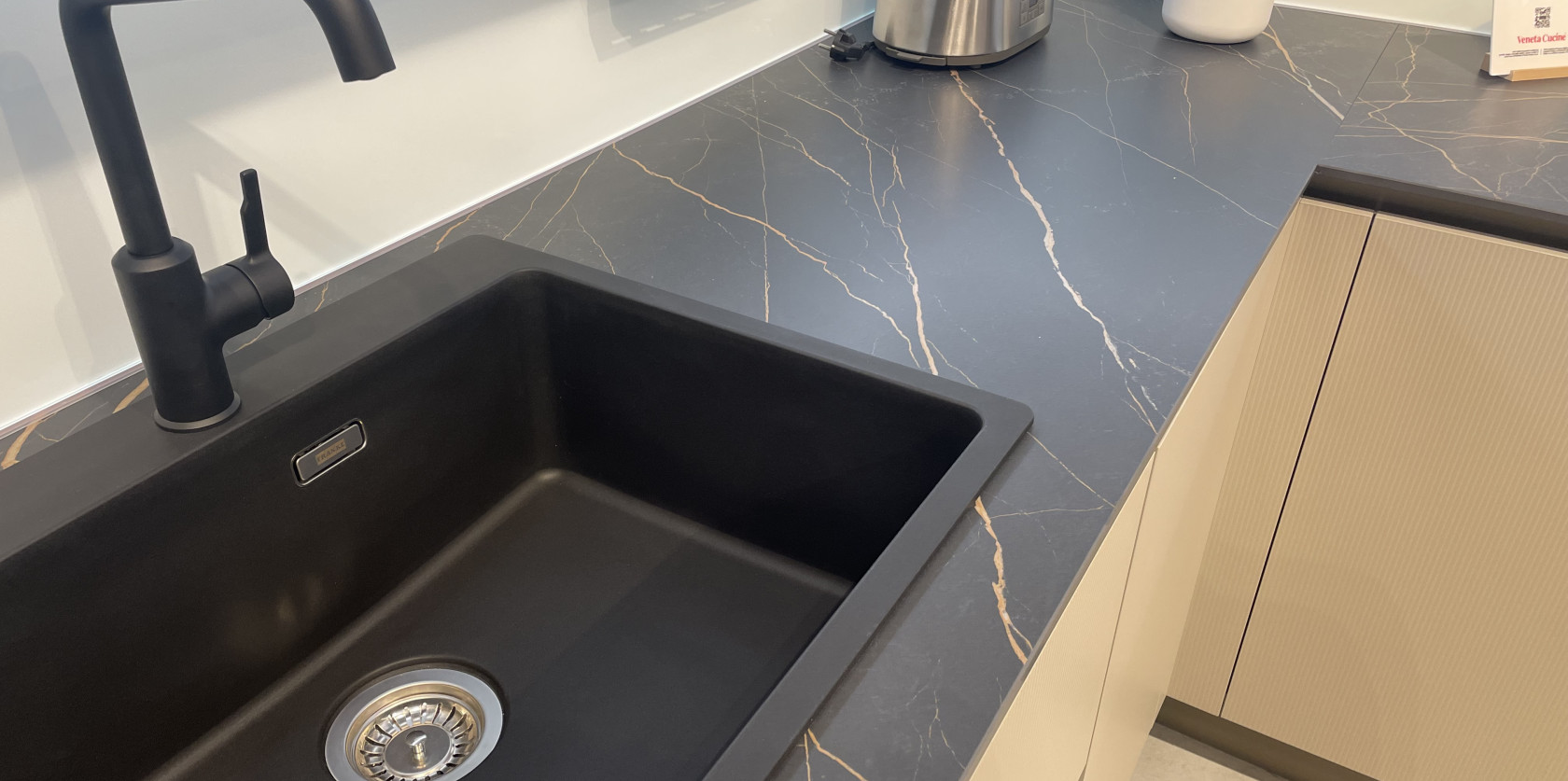 Veneta Cucine - START TIME.J