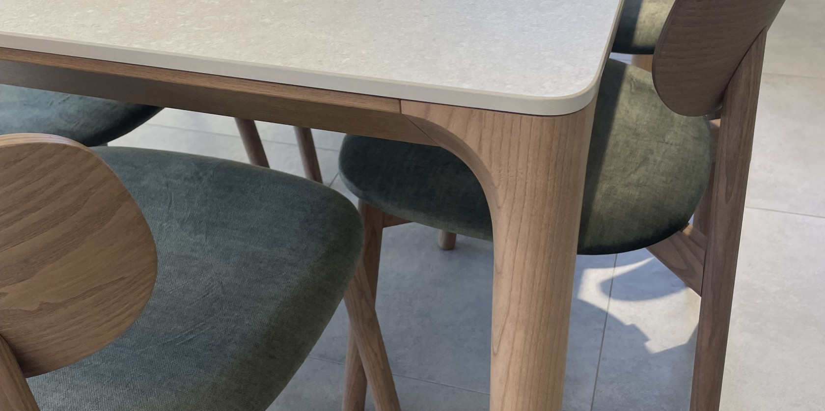 Veneta Cucine - TAVOLO E SEDIE