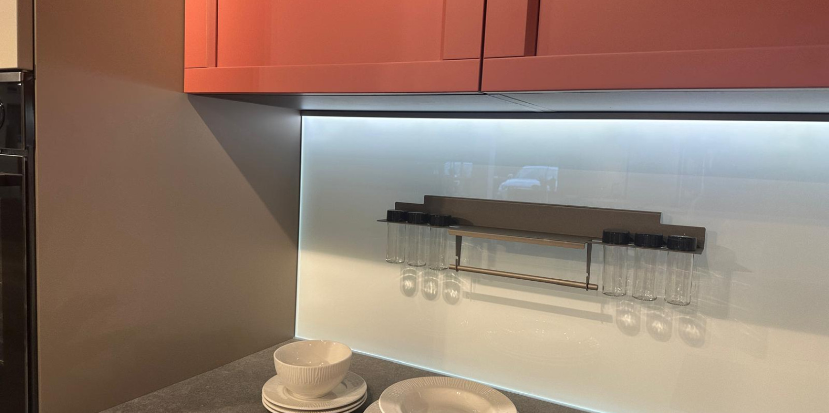 Veneta Cucine - modello Louge / Convivio