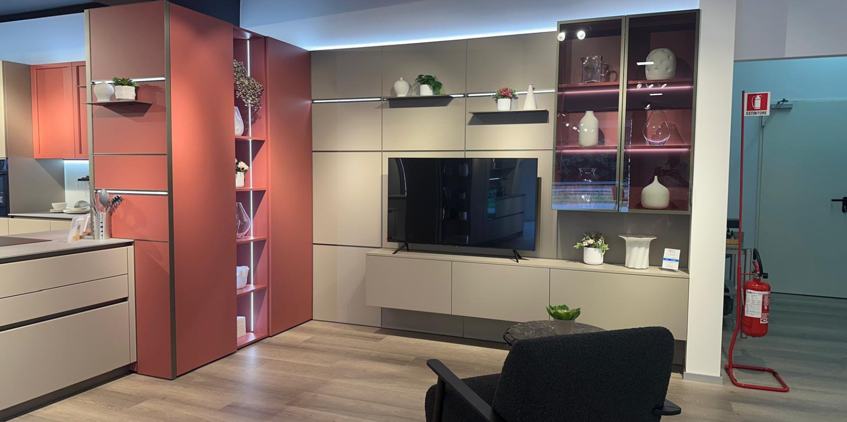 Veneta Cucine - modello Louge / Convivio