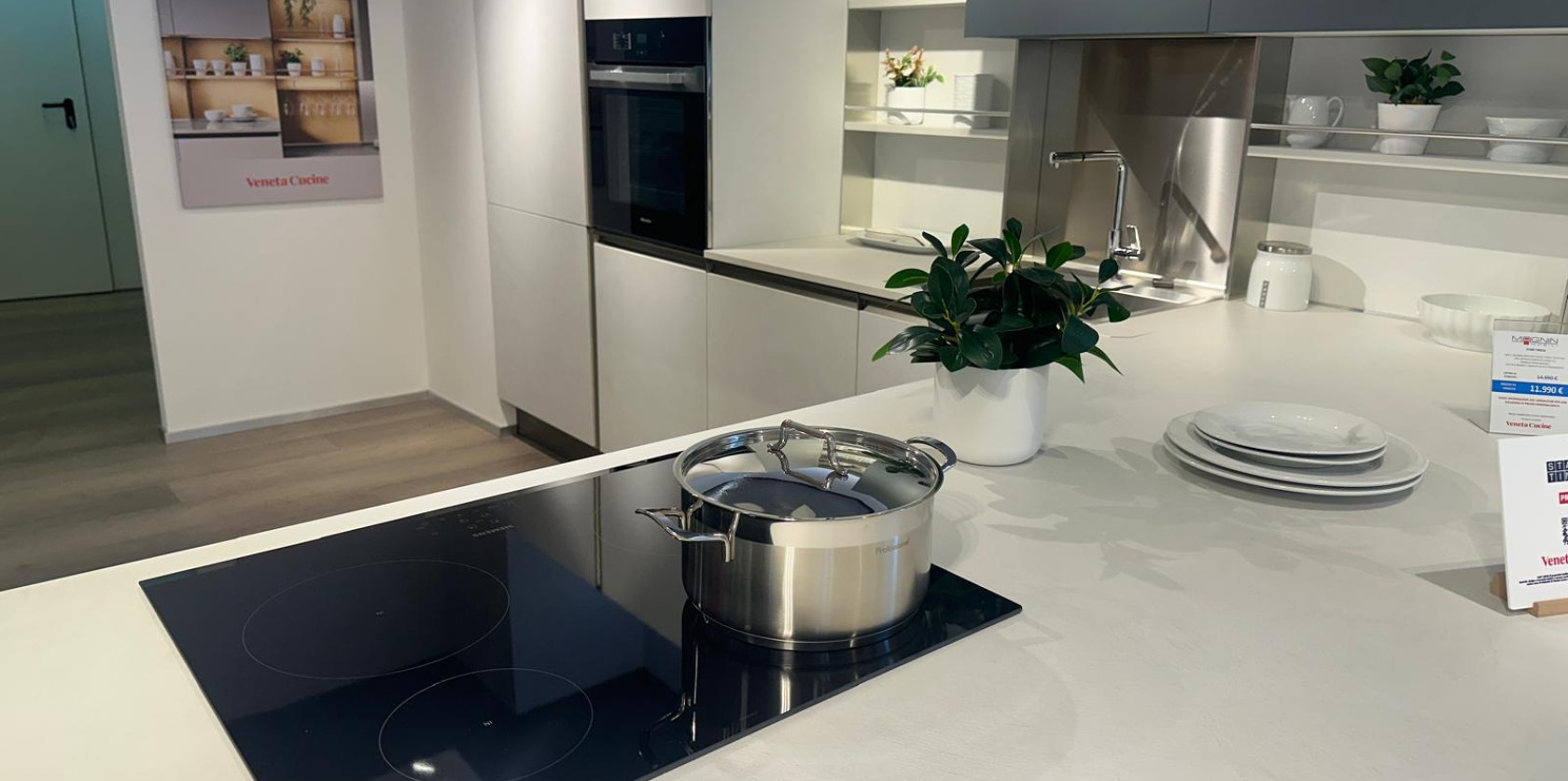 Veneta Cucine - modello Start Time Presa