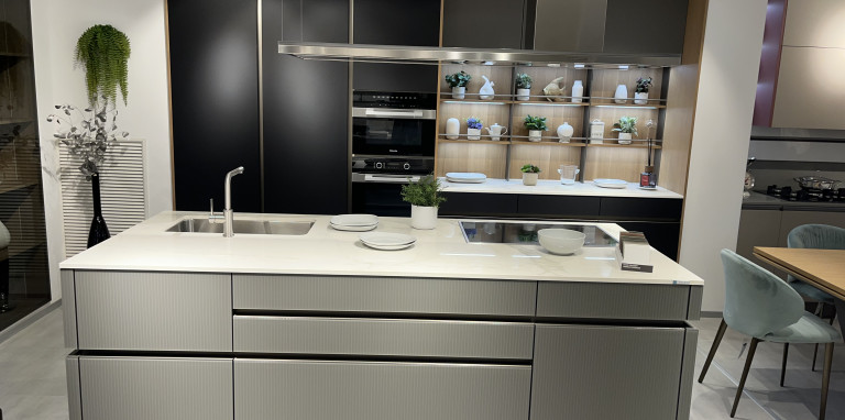 Veneta Cucine - Iconica Vetro