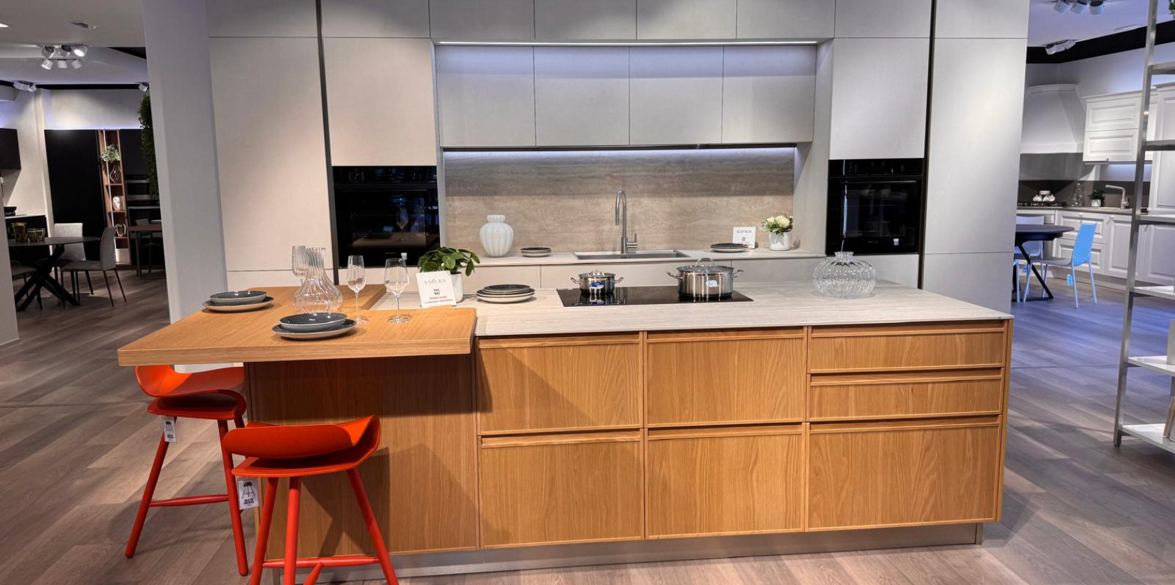 VENETA CUCINE - SAKURA/ICONICA