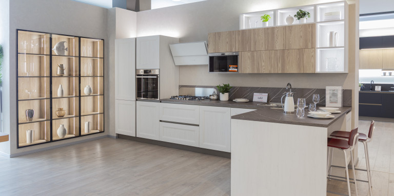 Tablet bianca e legno 