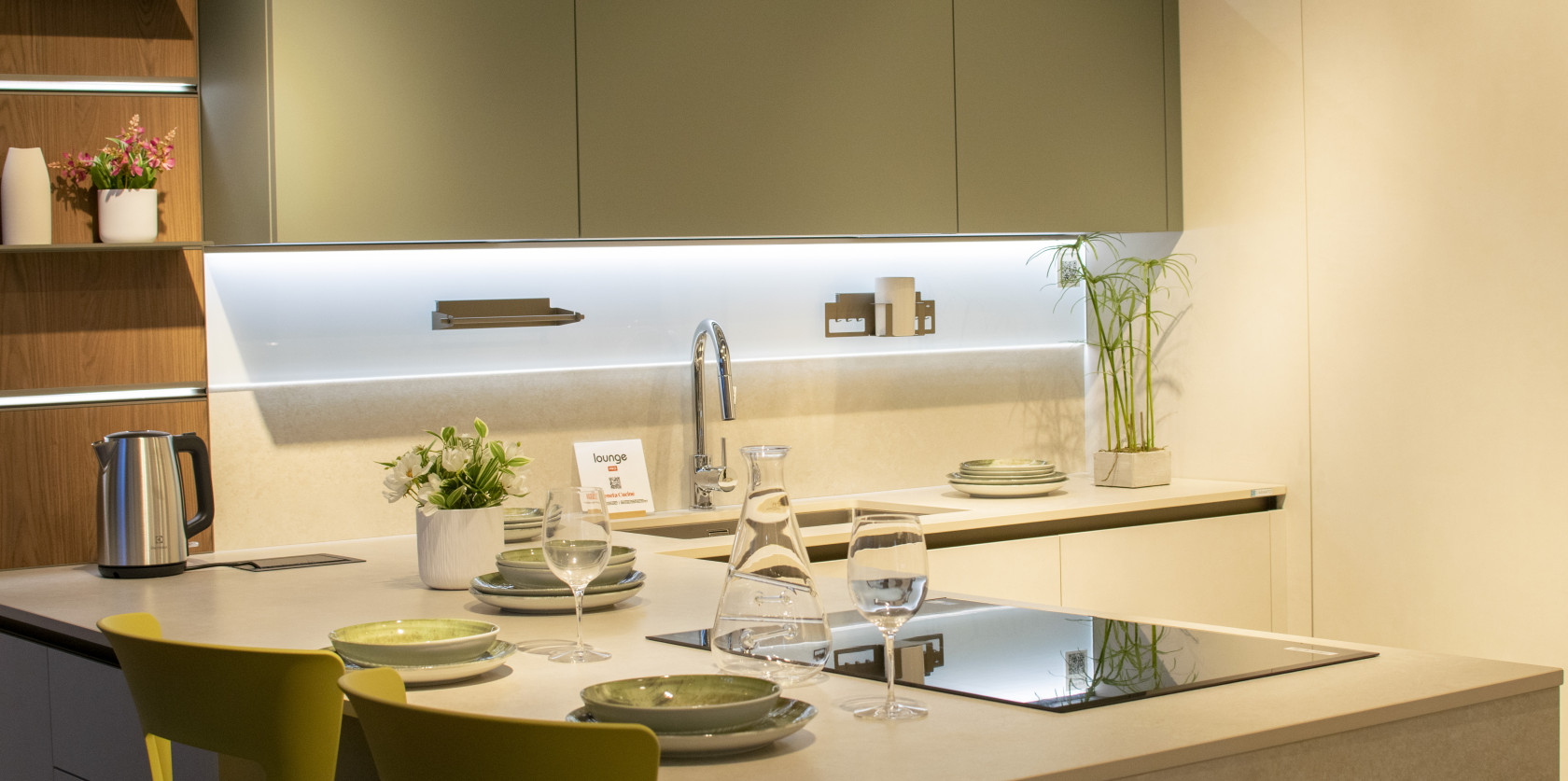 Modello Lounge Pro Decorativo