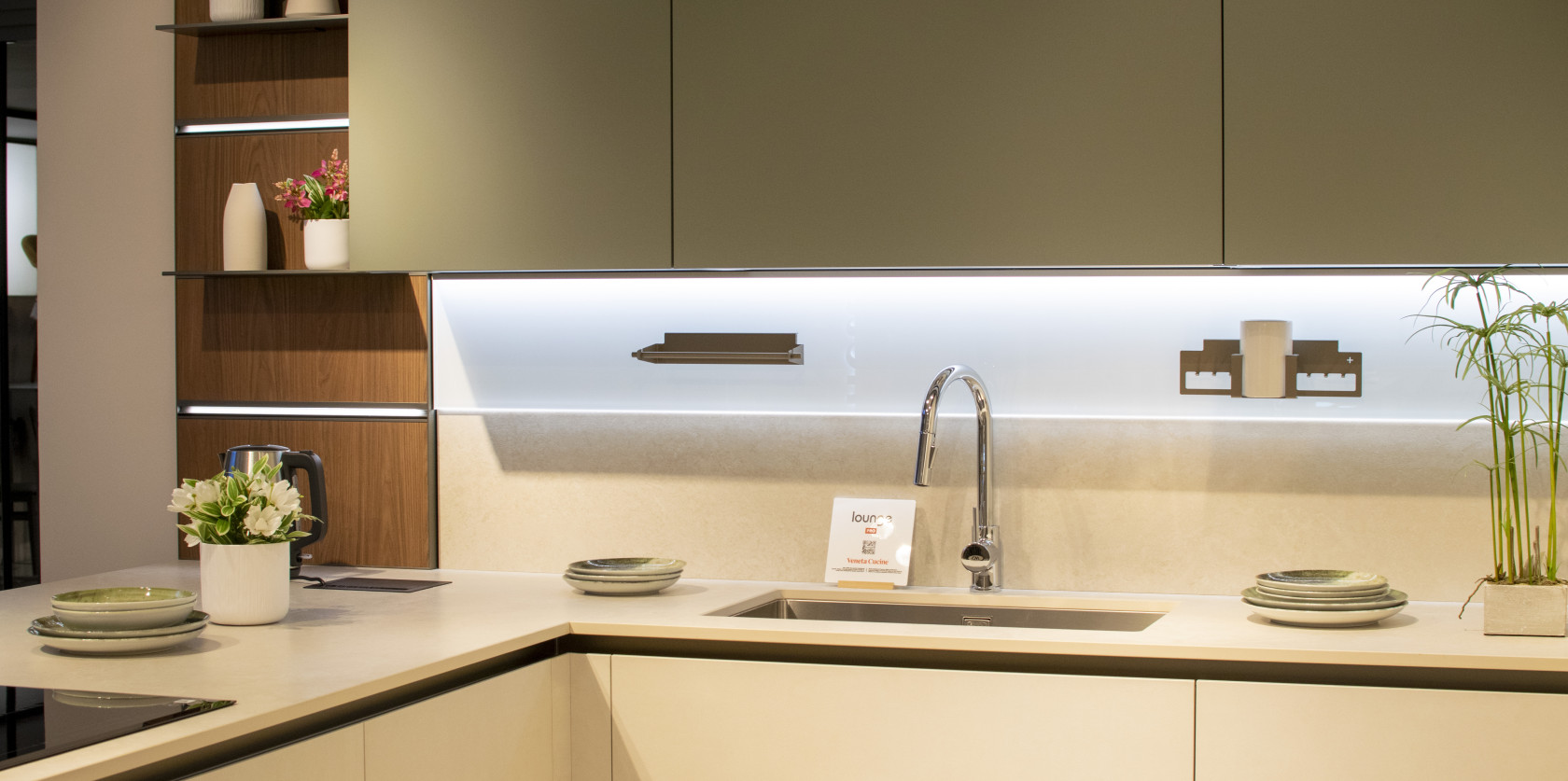 Modello Lounge Pro Decorativo