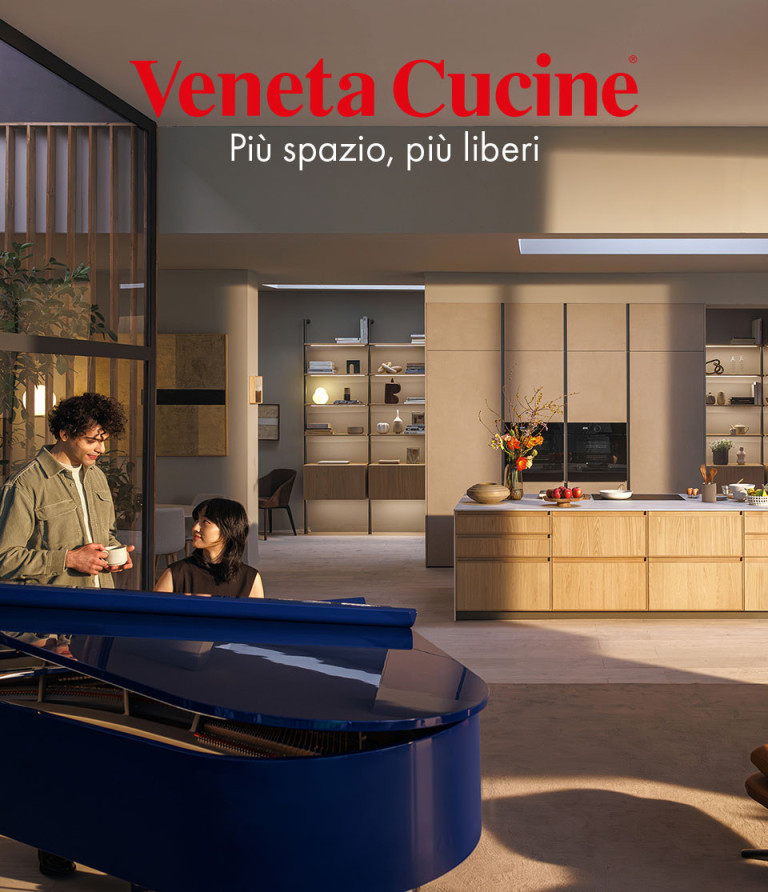 Veneta Cucine presenta il nuovo spot 2025 "Più Spazio, più liberi"