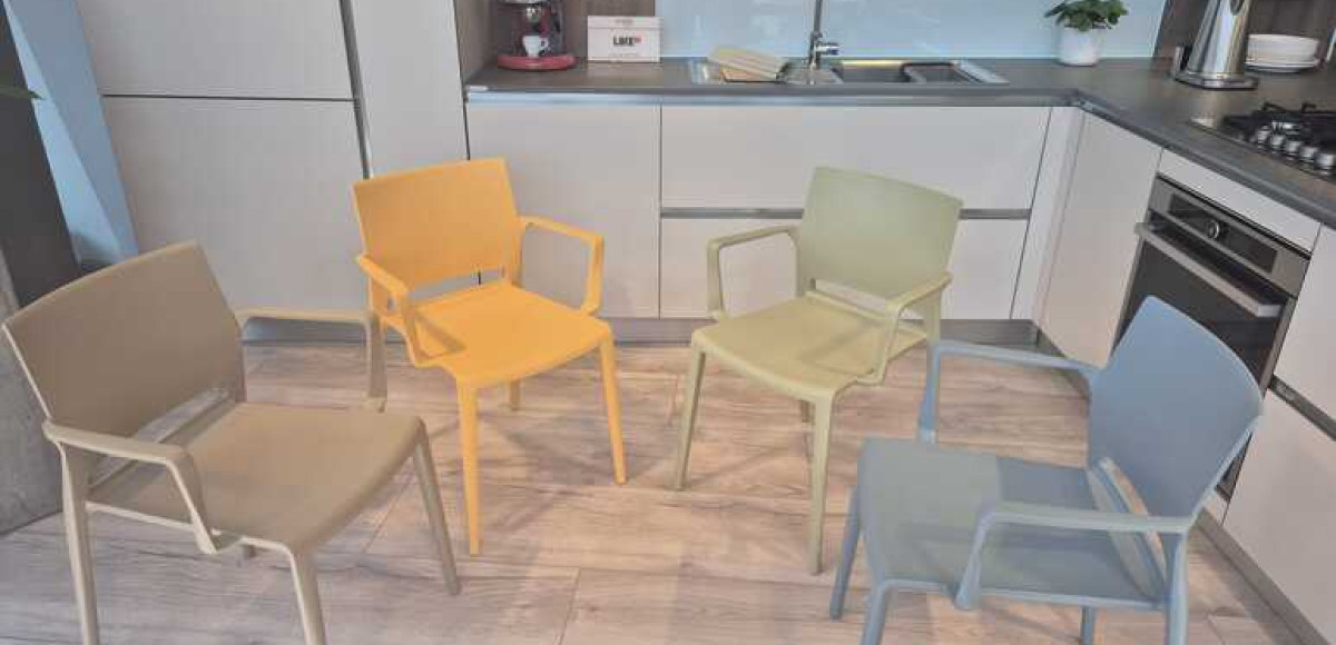 4 sedie modello Dakota B