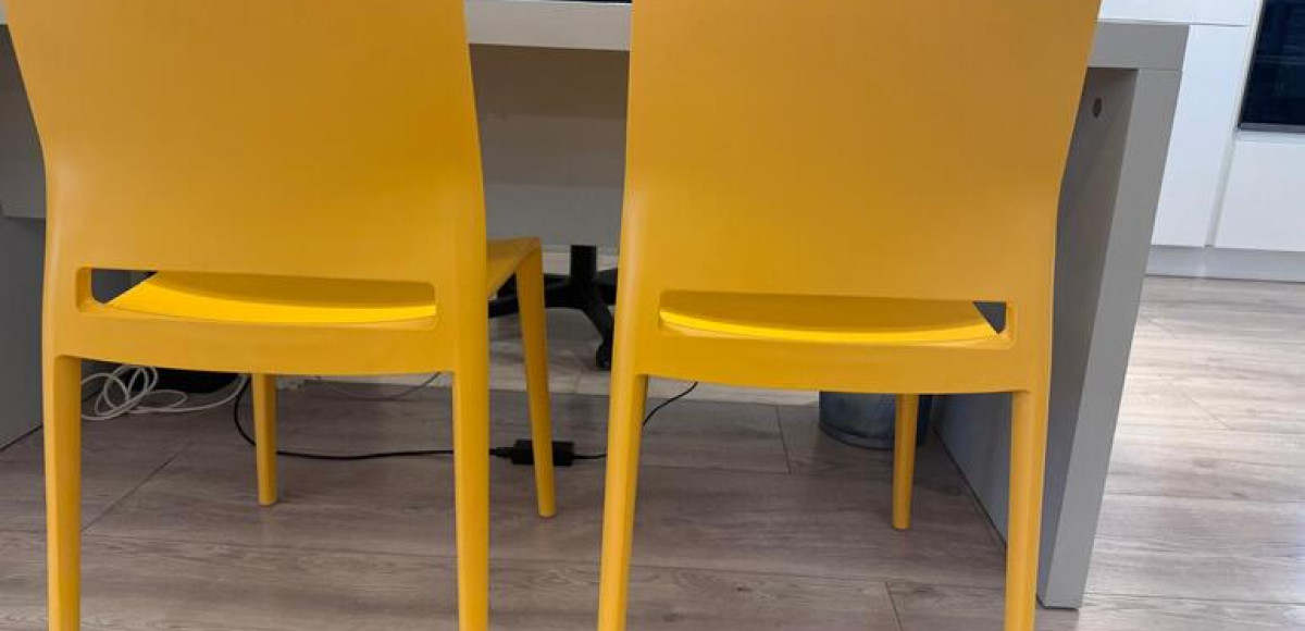 4 sedie modello dakota