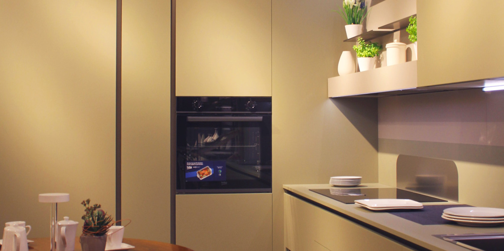 Start-time laccata verde avocado