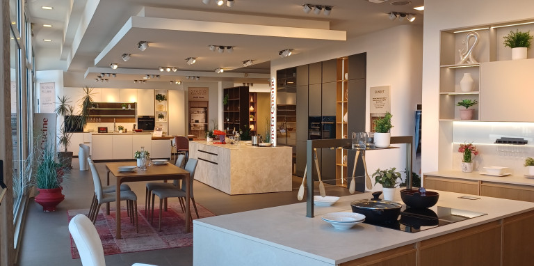 Veneta Cucine-SAKURA-LEGNO