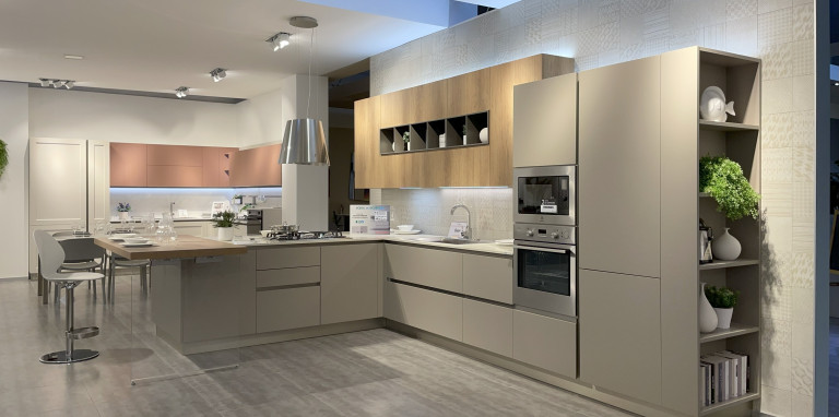 Veneta Cucine - Modello Oyster Pro 