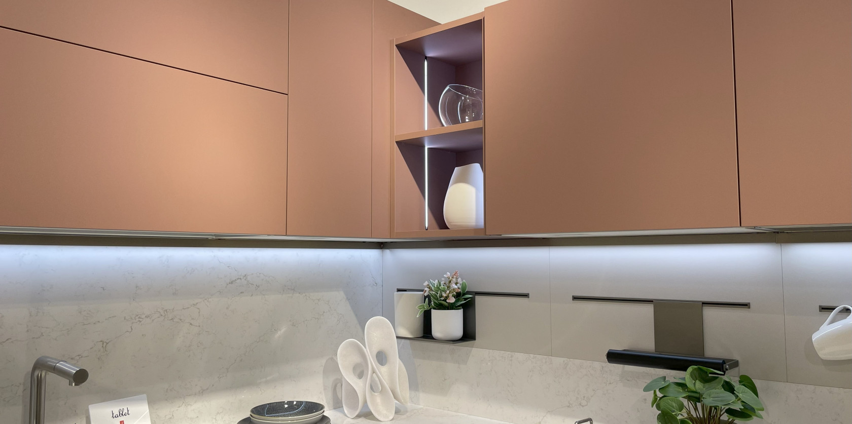 Veneta Cucine - Modello Tablet J 