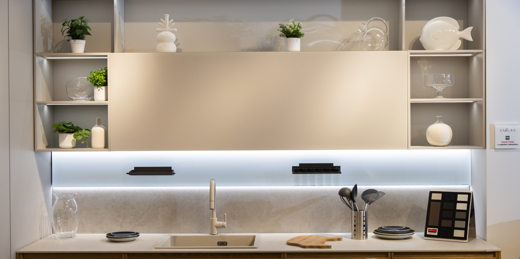 SAKURA / RIFLEX VETRO OPACO