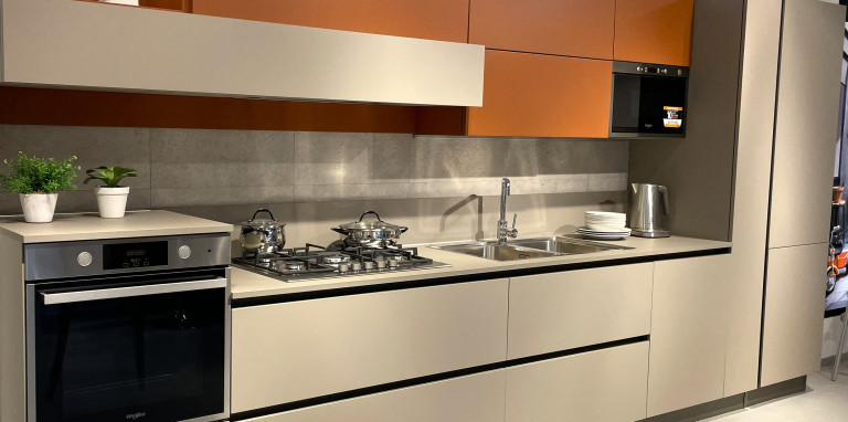 Veneta Cucine - modello Start Time J 1