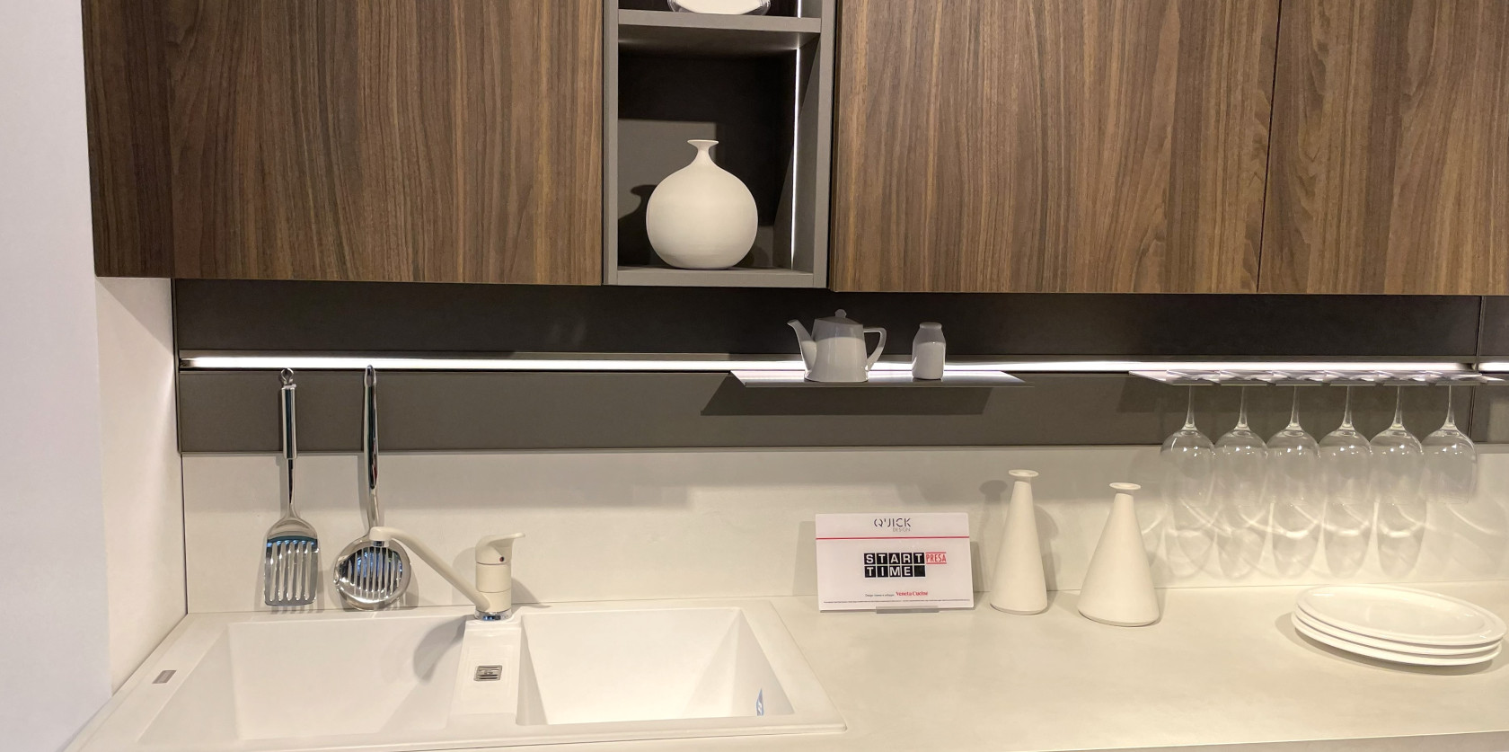 Veneta Cucine - modello Start Time Presa