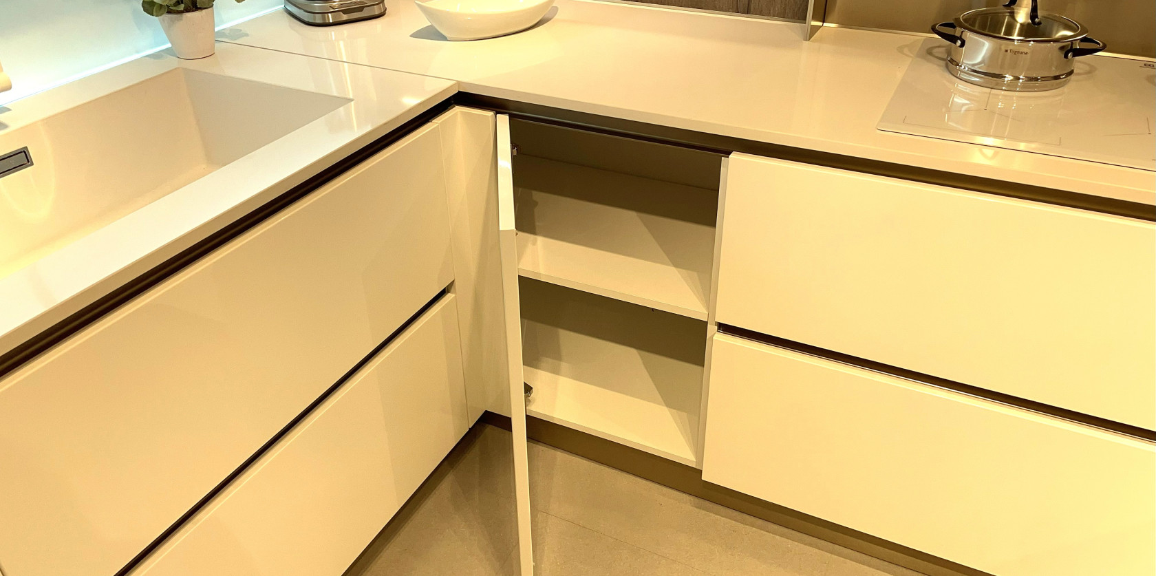 Veneta Cucine - modello Oyster 1