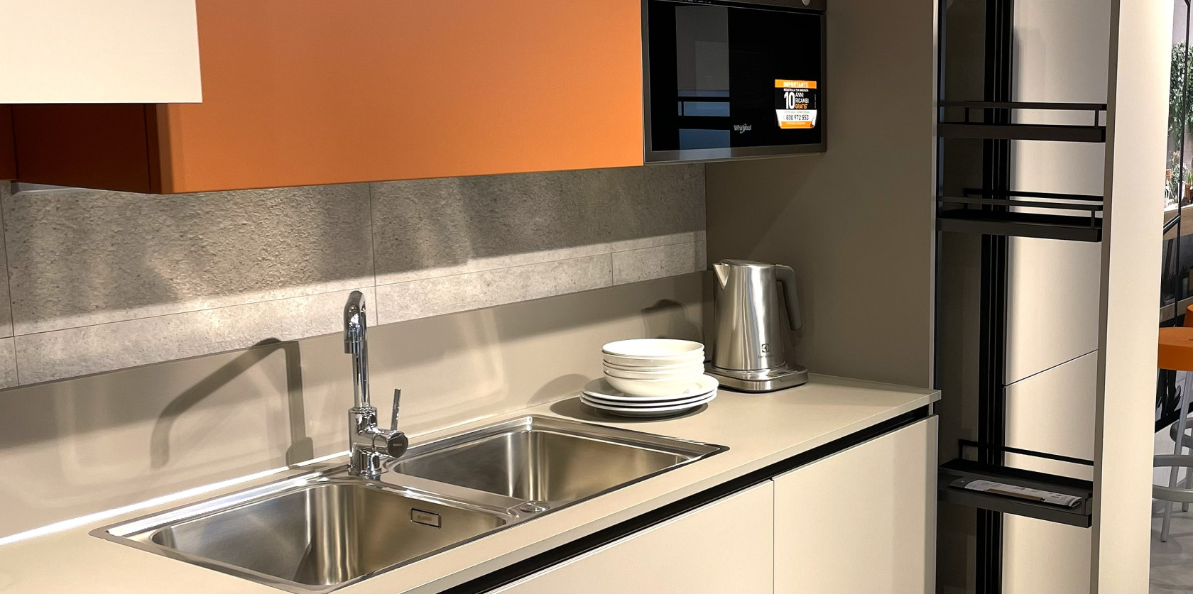 Veneta Cucine - modello Start Time J 1