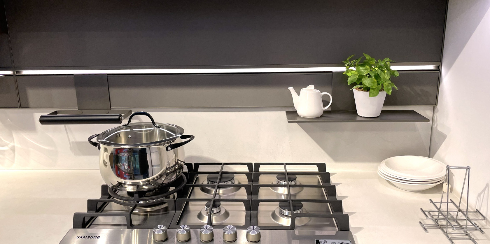 Veneta Cucine - modello Start Time Presa