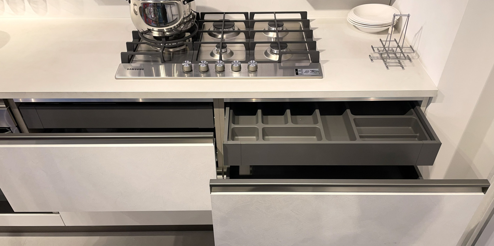 Veneta Cucine - modello Start Time Presa