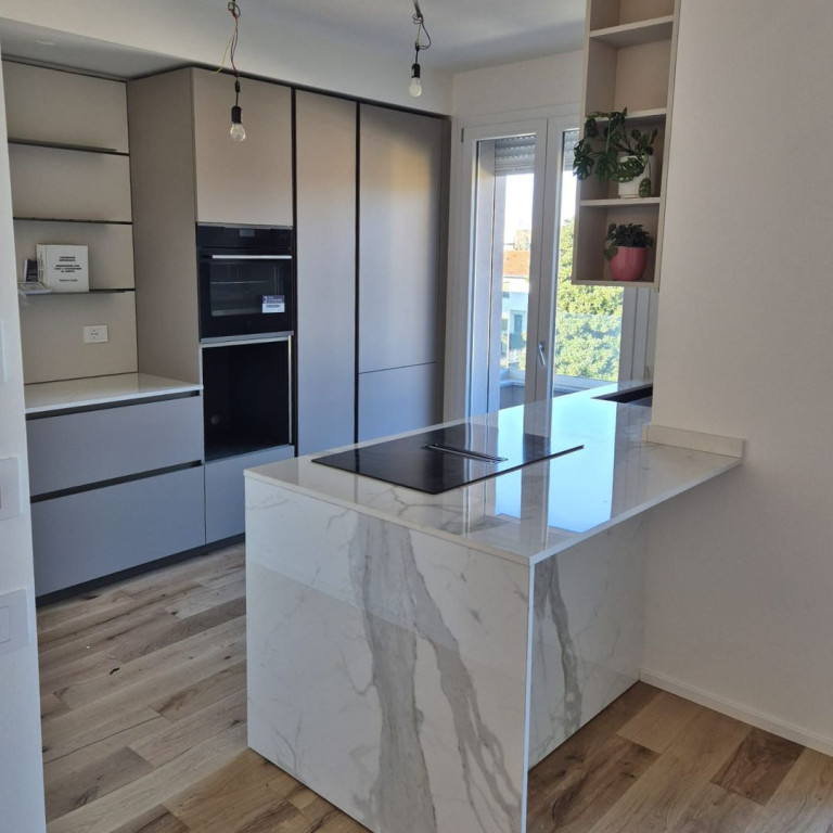 PROGETTATO E MONTATO-Giornata di montaggio a casa del cliente. PROGETTATO E MONTATO-Giornata di montaggio a casa del cliente.